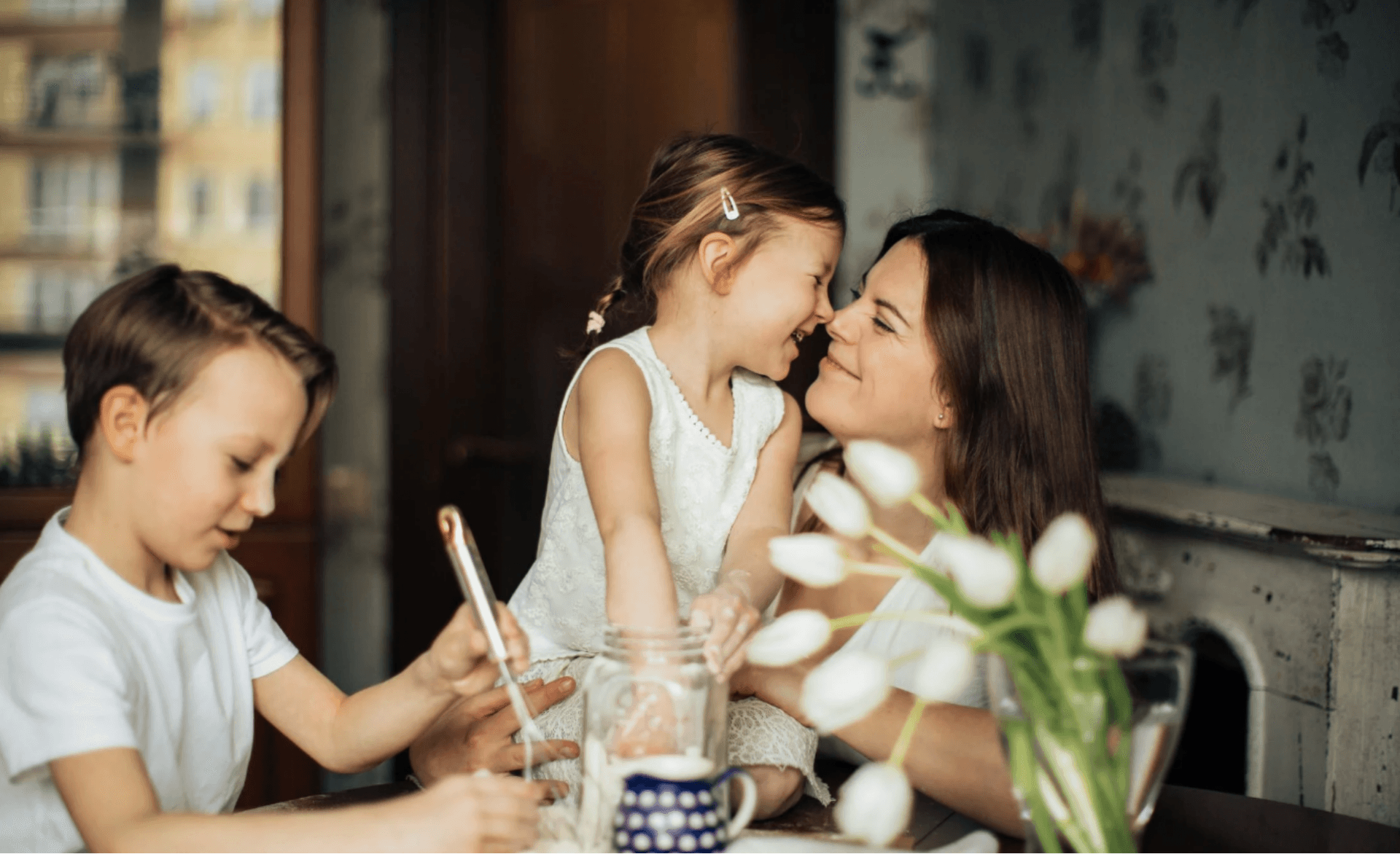 Imagem de fundo - <p>Atendimento próx. a Lisboa:</p><p>Individual, familiar e de casal</p>